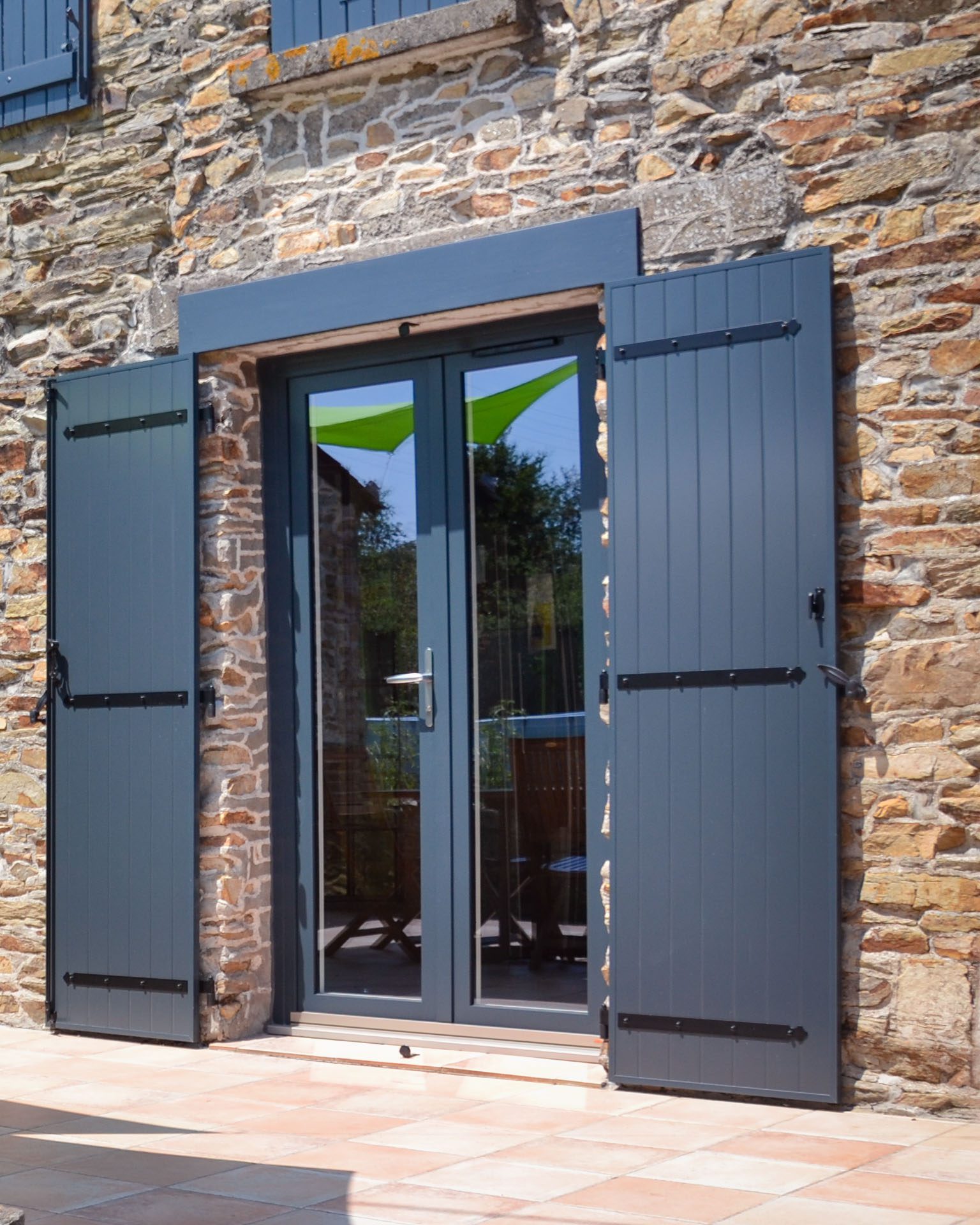 volet battant alu sur porte fenetre 2