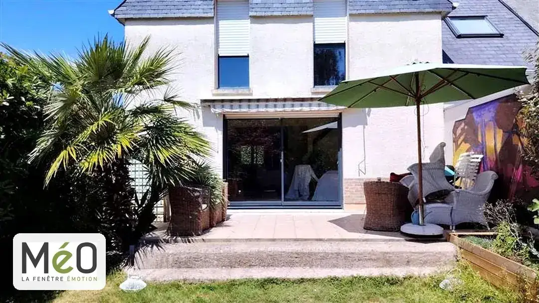 menuiseries bois-aluminium sur mesure, avec des fenêtres certifiées NF et CEKAL.